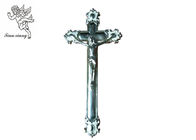 La croce di plastica d'argento della bara ha sepolto 44,8 la dimensione decorativa del × 20,8 cm per il coperchio del cofanetto