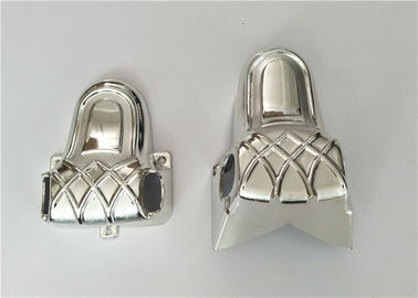 Il cofanetto dell'argento della materia plastica dell'ABS accantona l'hardware del cofanetto con le barre di metallo