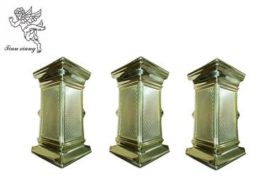 Decorazione del manico di oscillazione della bara Angolo della bara Materiale PP Oro pallido Accessori della bara